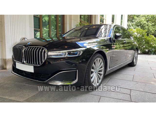 Rental BMW 730 d Lang xDrive M Sportpaket Executive Lounge in Zurich airport