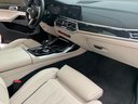BMW X7 M50d (1+5 мест) для трансферов из аэропортов и городов в Швейцарии и Европе.