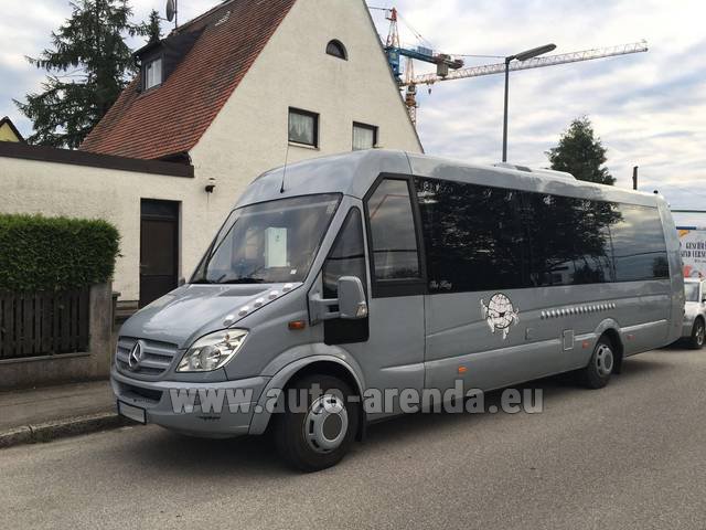 Rental Mercedes-Benz Sprinter 29 seats in Luzern