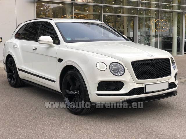 Transfer from St. Gallen to Munich by Bentley Bentayga V8 car
